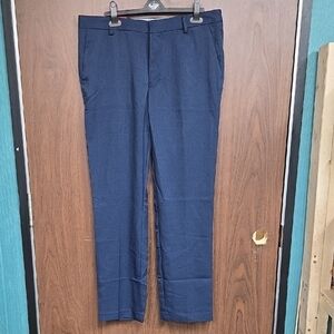 Van Heusen Size 34 Navy Slim Fit Dress Pant